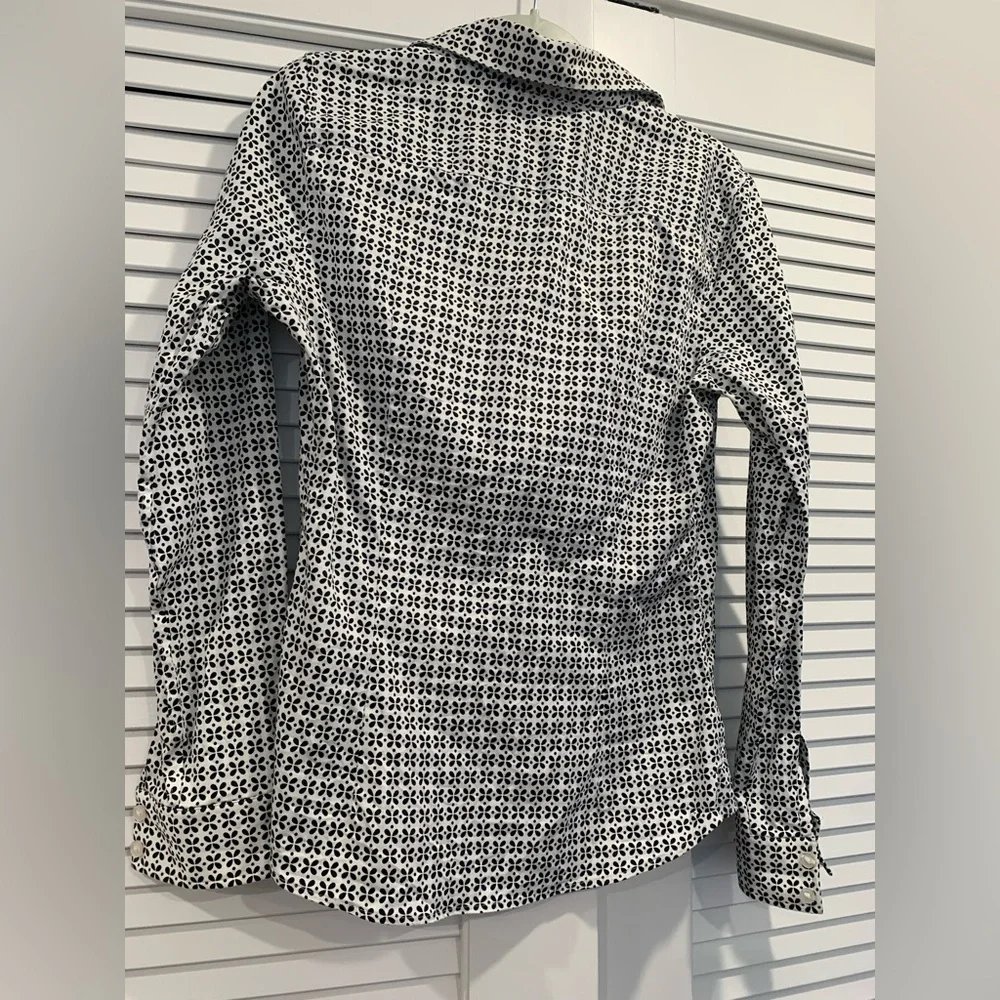 Banana Republic button down classic novelty print  business office size 10 - Picture 6 of 6